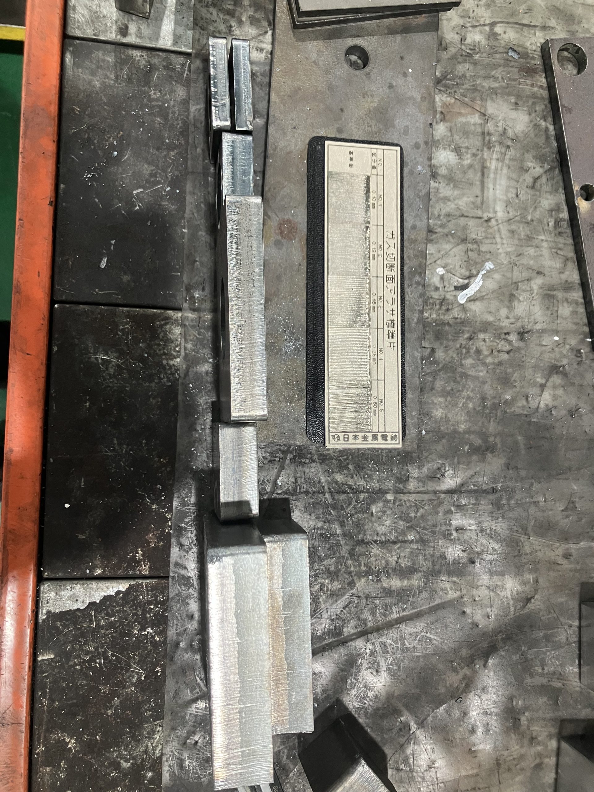 厚板用ファイバーレーザー切断機